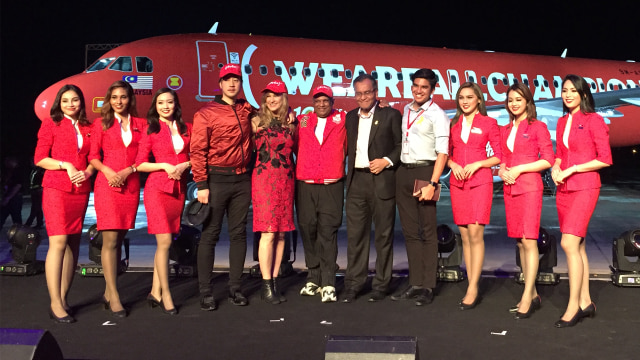 Peluncuran Livery AirAisa (WEALLCHAMPION) RED di Malaysia (Foto: Ahmad Romadoni/kumparan)