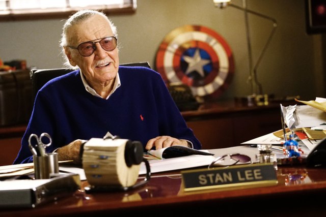 Kabar Duka, Stan Lee Sang Legenda Komik Marvel Meninggal Dunia (1)