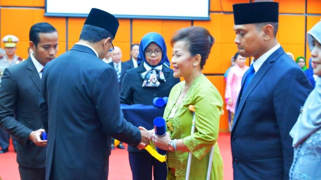 Pelantikan Polana Banguningsih Pramesti sebagai Direktur Jenderal Perhubungan Udara Kementerian Perhubungan, Senin (12/11/2018). (Foto: dok Kemenhub)