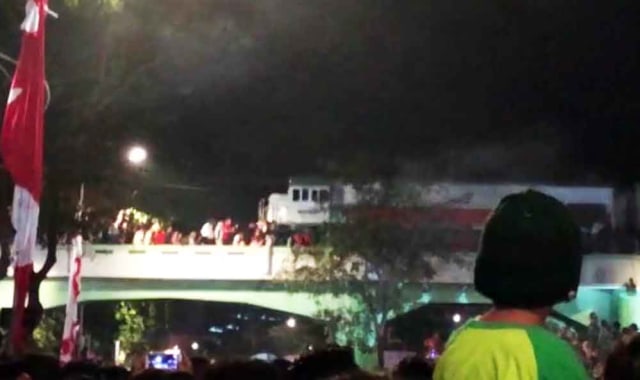 Polisi Periksa 3 Awak KA Pada Insiden Viaduk 'Surabaya Membara'