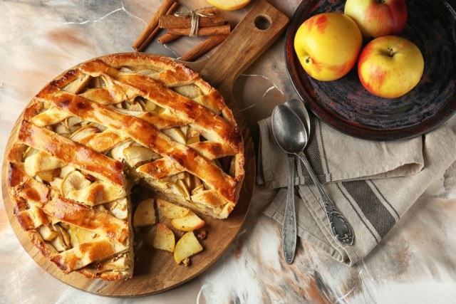 Ilustrasi Apple Pie (Foto: Pixel-Sho/Shutterstock)