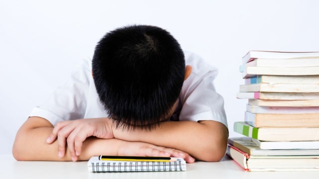 Ilustrasi kesulitan belajar pada anak (Foto: Shutterstock)