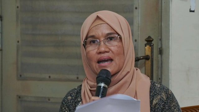 Ketua Komnas Perempuan Azriana R. Manalu dalam konferensi pers Jangan Penjarakan Korban Kekerasan Seksual di LBH Pers, Jakarta, Jumat (16/11). Foto: Nugroho Sejati/kumparan