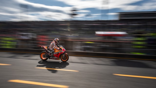 Dani Pedrosa di MotoGP Jepang 2018. (Foto: Martin Bureau/AFP)
