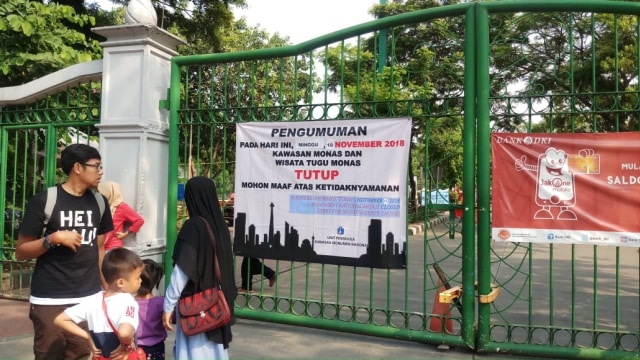 Kawasan Monas ditutup untuk umum. (Foto: Raga Imam/kumparan)