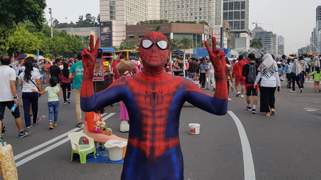 Saat Iron Man dan Spiderman Cari Pundi-pundi Uang di CFD 