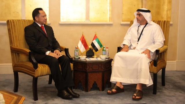 Kapolri Jenderal Tito bahas hubungan bilateral dengan Uni Emirat Arab sekaligus menghadiri sidang Interpol. (Foto: Dok. Mabes Polri)