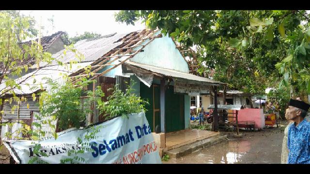 Belasan Rumah di 6 Desa Rusak Diterjang Puting Beliung