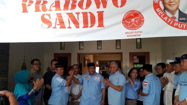 Ketua Badan Pemenangan Nasional (BPN) Prabowo Sandi, Djoko Santoso saat di Posko Pemenangan Prabowo-Sandi di Yogyakarta. (Foto: Arfiansyah Panji Purnandaru/kumparan)