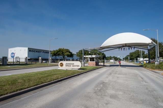 Pusat Antariksa Johnson di Houston (Foto: Wikimedia Commons)