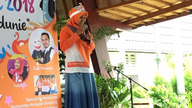Pendongeng dari Kerajaan Dongeng di Festival Dongeng Lombok 2018. (Foto: Fina Prichilia/kumparan)