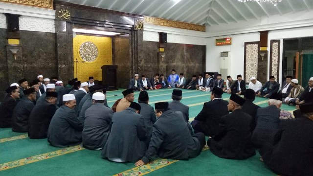 Peringati Maulid Nabi, Jokowi Berkumpul dengan 75 Ulama di Masjid Istana Bogor, rabu (21/11/2018). (Foto: Jihad Akbar/kumparan)