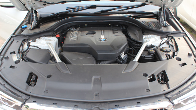 Layout mesin BMW 6 GT (Foto: Aditya Pratama Niagara/kumparanOTO)