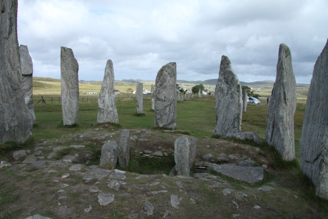 Bagian tengah dari Callanish Stones (Foto: Wikimedia Commons)