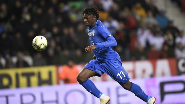 Aksi Moise Kean bersama Timnas Italia. (Foto: JOHN THYS / AFP)