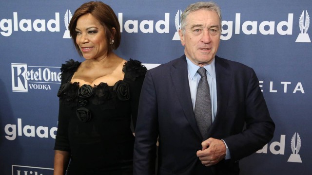 Robert De Niro bersama istrinya. (Foto: Getty Images/Rob Kim)