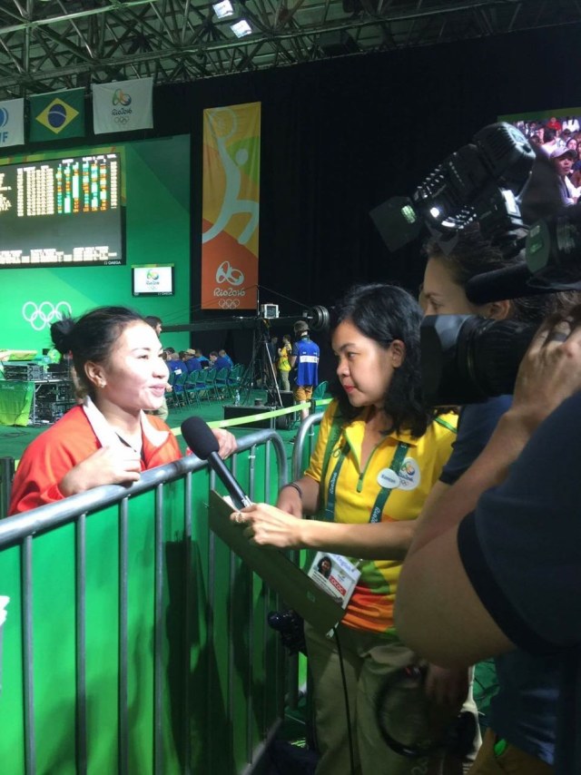 Alira menjadi volunteer di Olimpiade Rio 2016. (Foto: Istimewa)