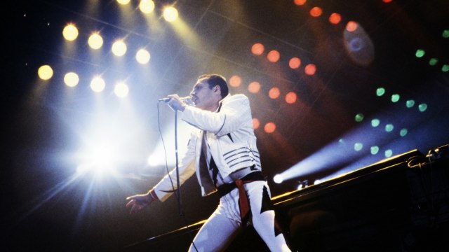Freddie Mercury, vokalis grup rock "Queen",  Bohemian Rhapsody salah satu lagu yang paling Hits.
 (Foto: Jean Claude Coutausse/ AFP)