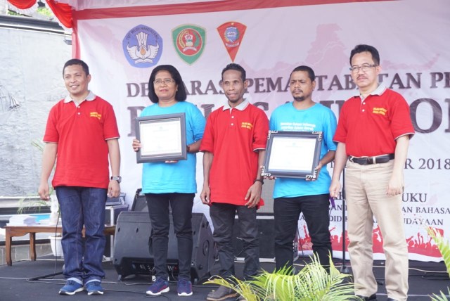 SMA Negeri 1 Ambon dapat Penghargaan Berbahasa Indonesia Terbaik