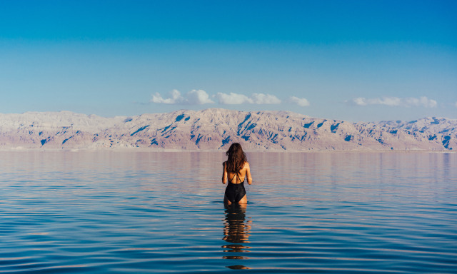 7 Fakta Unik Laut Mati, Destinasi Favorit Wisatawan Dunia (4)