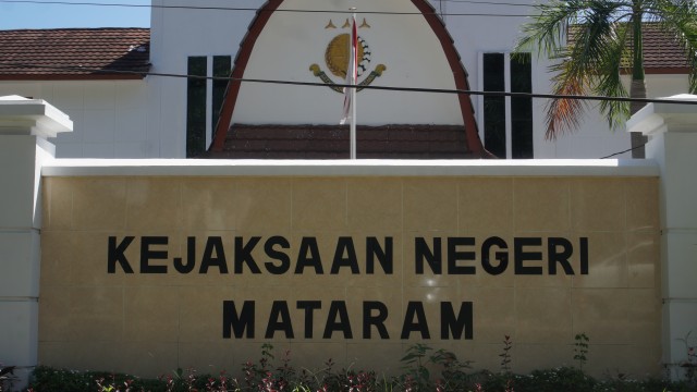 Kantor Kejaksaan Negeri Mataram. (Foto: Jafri Anto/kumparan)