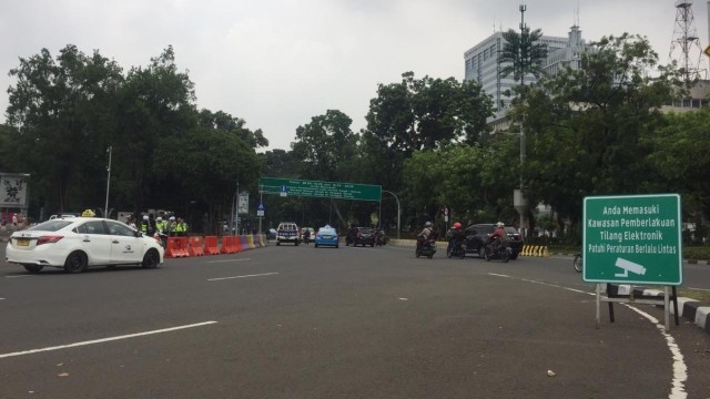 Kawasan pemberlakuan kepatuhan Tilang CCTV di Jakarta. (Foto: Reki Febrian/kumparan)