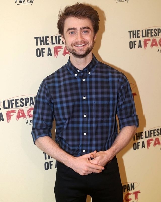 Terungkap 5 Fakta Daniel Radcliffe Enggan Menonton Serial Harry Potter (1)