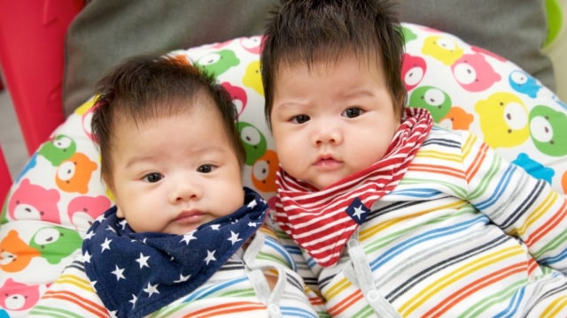 Tips memilih nama untuk bayi kembar (Foto: Shutterstock)