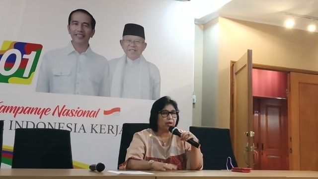 Juri Bicara TKN Jokowi-Ma'ruf Irma Suryani Chaniago di Posko Cemara (Foto: Maulana Ramadhan/kumparan)