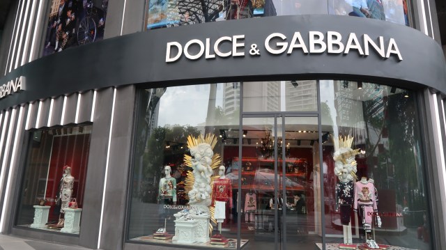 Dolce & Gabbana ION Orchard Singapura. (Foto: Intan Kemala Sari/kumparan)