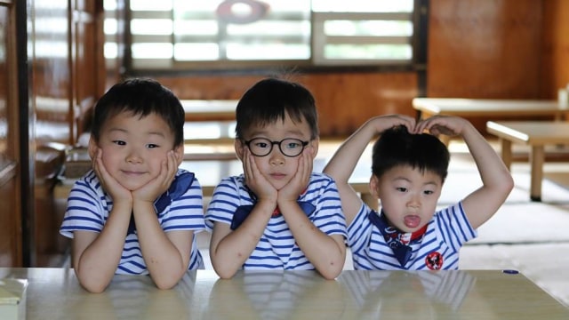 Song Triplets  (Foto: Instagram @songilkook)