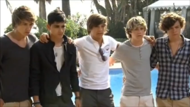 Penampilan perdana One Direction. (Foto: Youtube/X-Factor)