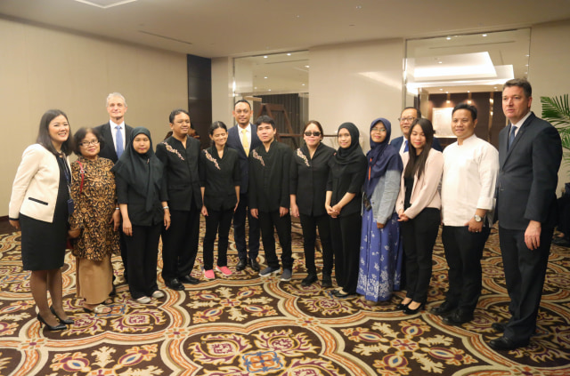 Para pemandu dari Yayasan Mitra Netra (Foto: Dok. Fairmont Jakarta)