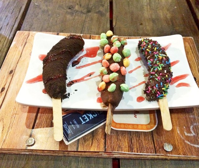 Menu dessert di Warung Masa Gitu (Foto: Instagram: @putriratnasarii25)