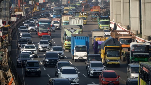 Awas Macet di Tol Jakarta-Cikampek Ada Perbaikan Jalan, Ini Detailnya (34047)