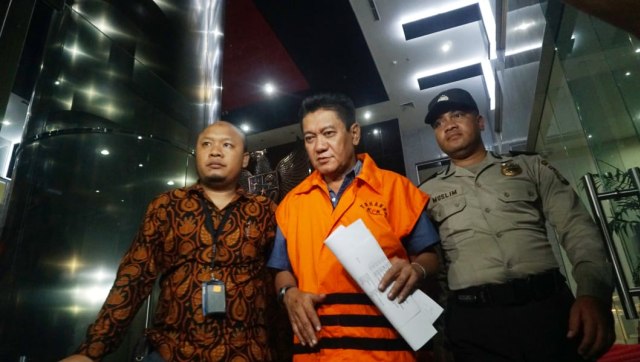 Hakim Irwan usai diperiksa KPK terkait kasus OTT PN Jaksel. (Foto: Irfan Adi Saputra/kumparan)