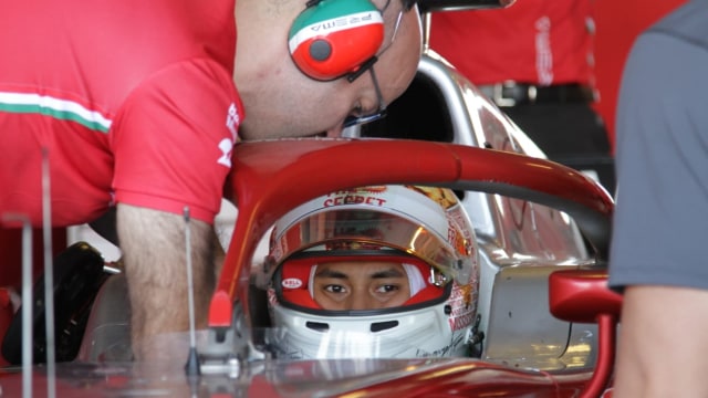 Muhammad Sean Ricardo Gelael melakukan persiapan dengan Prema Racing. (Foto: Anju Christian P. Silaban/kumparan)