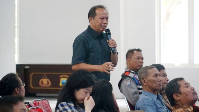Peserta ikuti diskusi di Polrestabes Surabaya. (Foto: Istimewa)