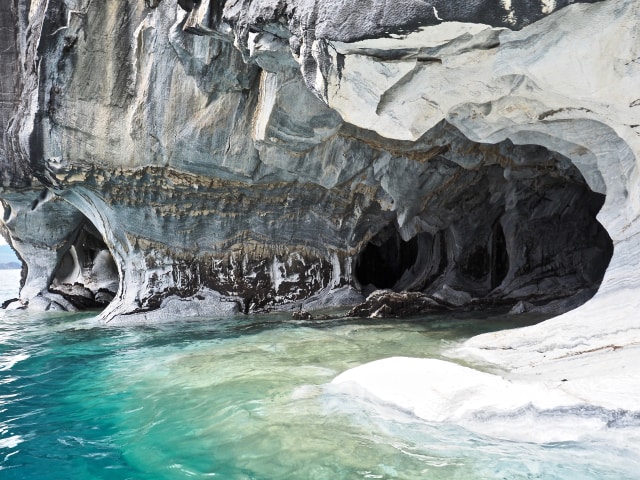 Cuevas de Marmol (Foto: Wikimedia Commons)
