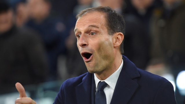 Allegri senang Juventus menang. (Foto: Reuters/Massimo Pinca)