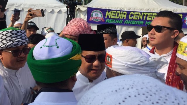 Prabowo Subianto hadiri Reuni 212 di Monumen Nasional, Jakarta. (Foto: Mirsan Simamora/kumparan)