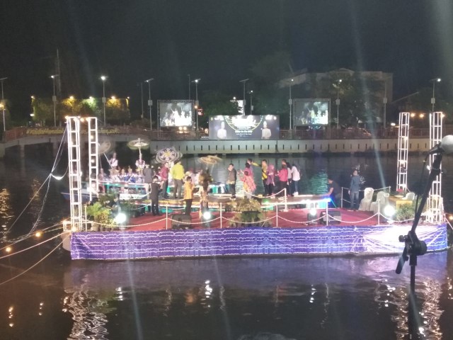 Aneka Tari Tradisional Tampil di Festival Sungai