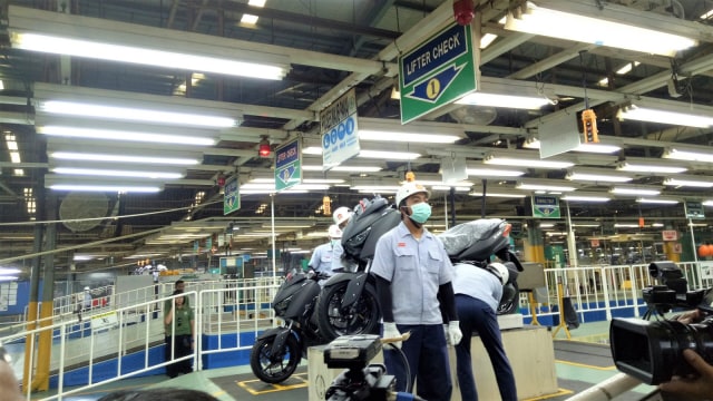 Suasana lokasi perakitan motor Yamaha di Pulo Gadung. (Foto: Jihad Akbar/kumparan)