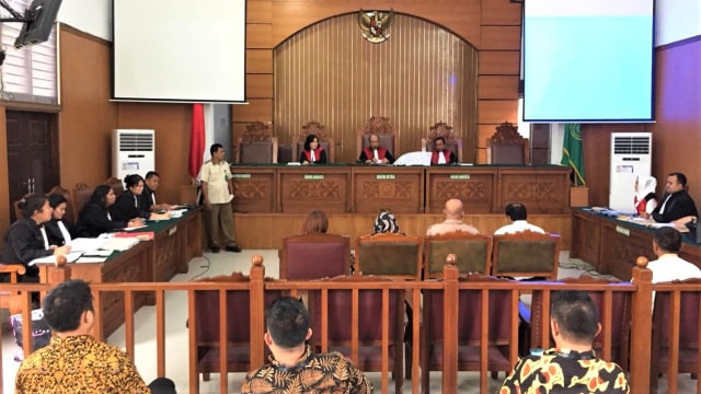 Sisca Dewi di Pengadilan Negeri Jakarta Selatan. (Foto: Fachrul Irwinsyah/kumparan)