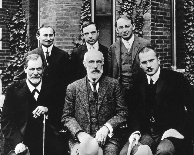 Perselisihan Sigmund Freud dan Carl Jung yang Mengubah Teori Psikologi (1)