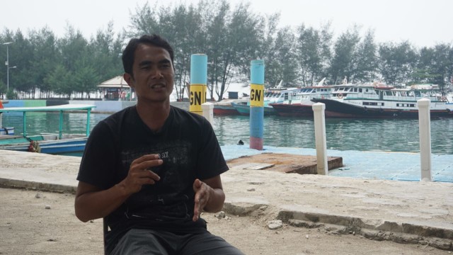 Salah satu ketua RT di Pulau Pari, Edi Mulyono. (Foto: Iqbal Firdaus/kumparan)