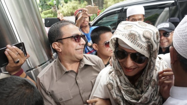Habib Bahar bin Smith menjalani pemeriksaan di Bareskrim Mabes Polri, Jakarta, Kamis (6/12). (Foto: Nugroho Sejati/kumparan)