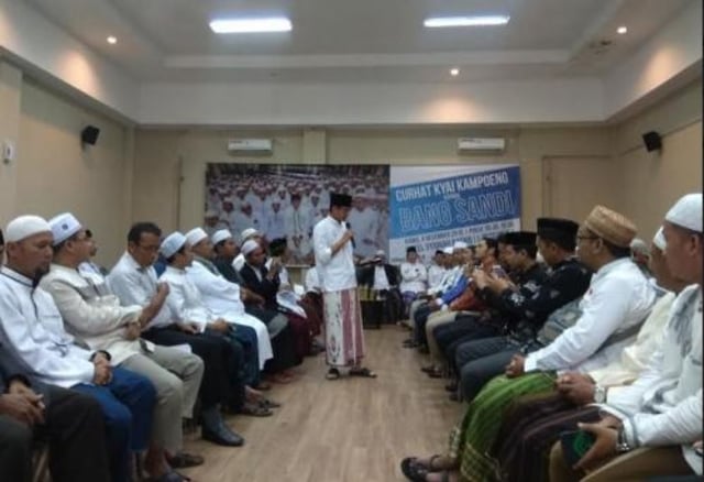 Guru Mengaji di Malang Curhat ke Sandi soal Honor Rp 8 Ribu per Hari