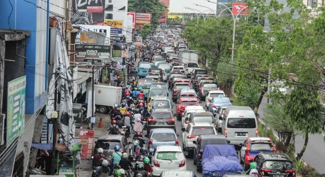 2 Jalan Poros di Makassar Gunakan Sistem Ganjil Genap
