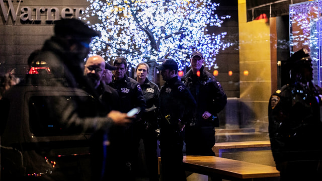 Ancaman bom di kantor CNN, New York. (Foto: Reuters/Jeenah Moon)